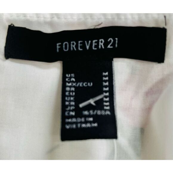Forever 21 White With Roses Dress Size M NWT - Picture 3 of 4